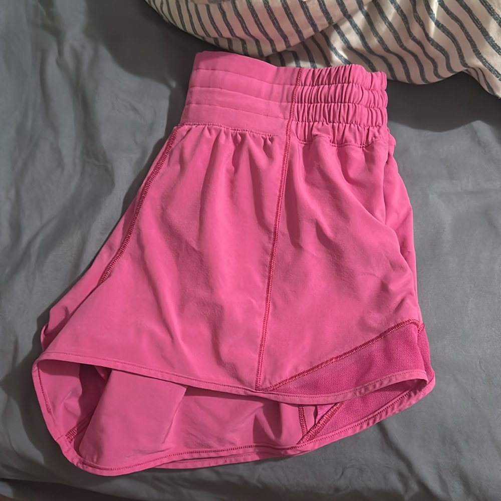 sonic pink lulu shorts